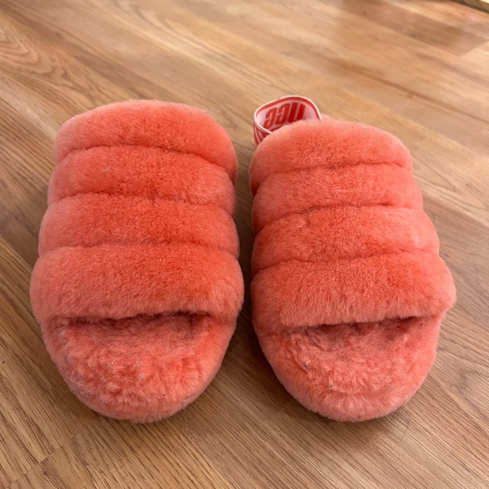 UGGS